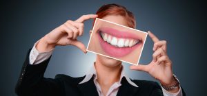 Four warning signs of gum disease